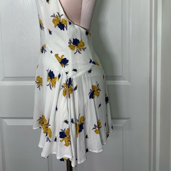 Free People Halter Tie Floral Print Romper Sz 2 - Picture 2 of 8